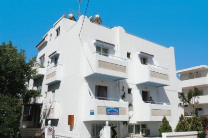 Kiki And Spiros Apartments