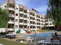 Las Mariposas Apartments