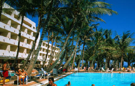 Los Fariones Hotel