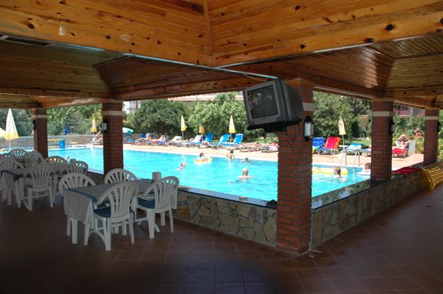 Cats Garden Hotel